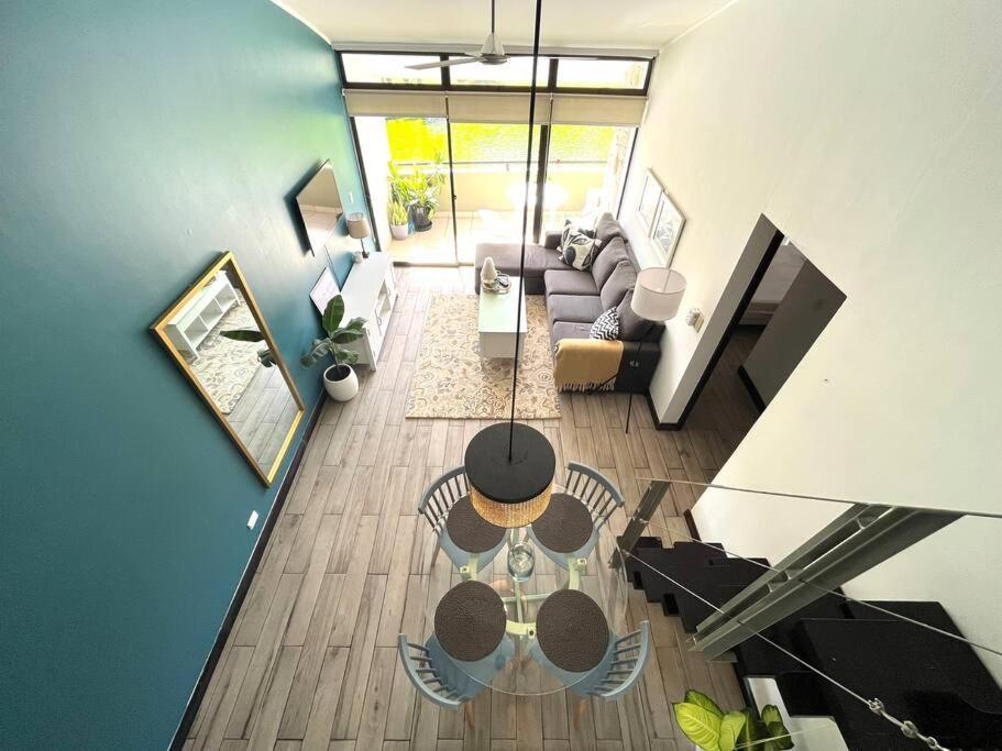Cr Mariposa Rentals Lakeview Penthouse With Office Space, Pool, Gym, Tennis Santa Ana  Exterior photo